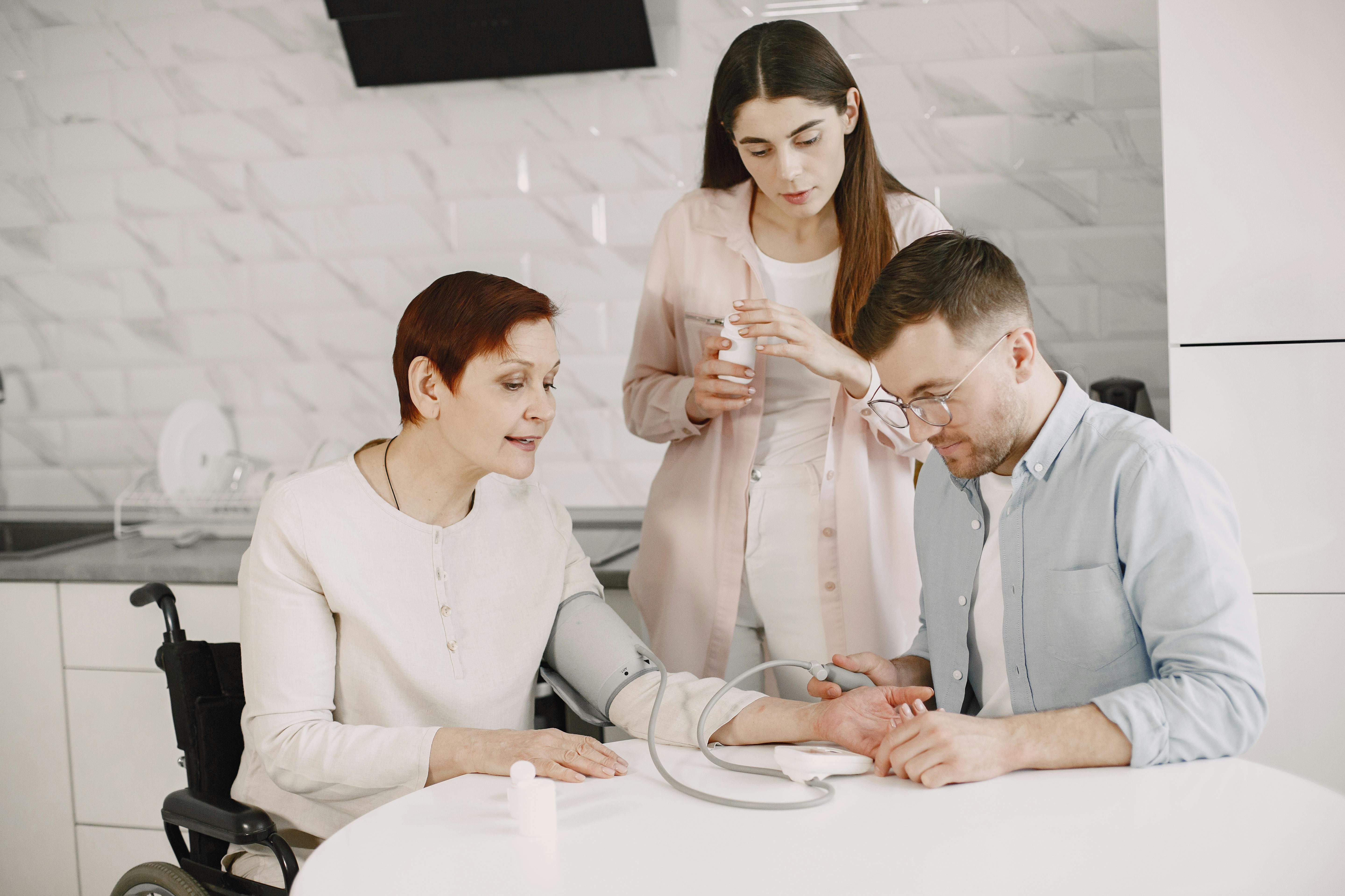 How to Choose the Best Nursing Agency in Qatar: A Family's Guide